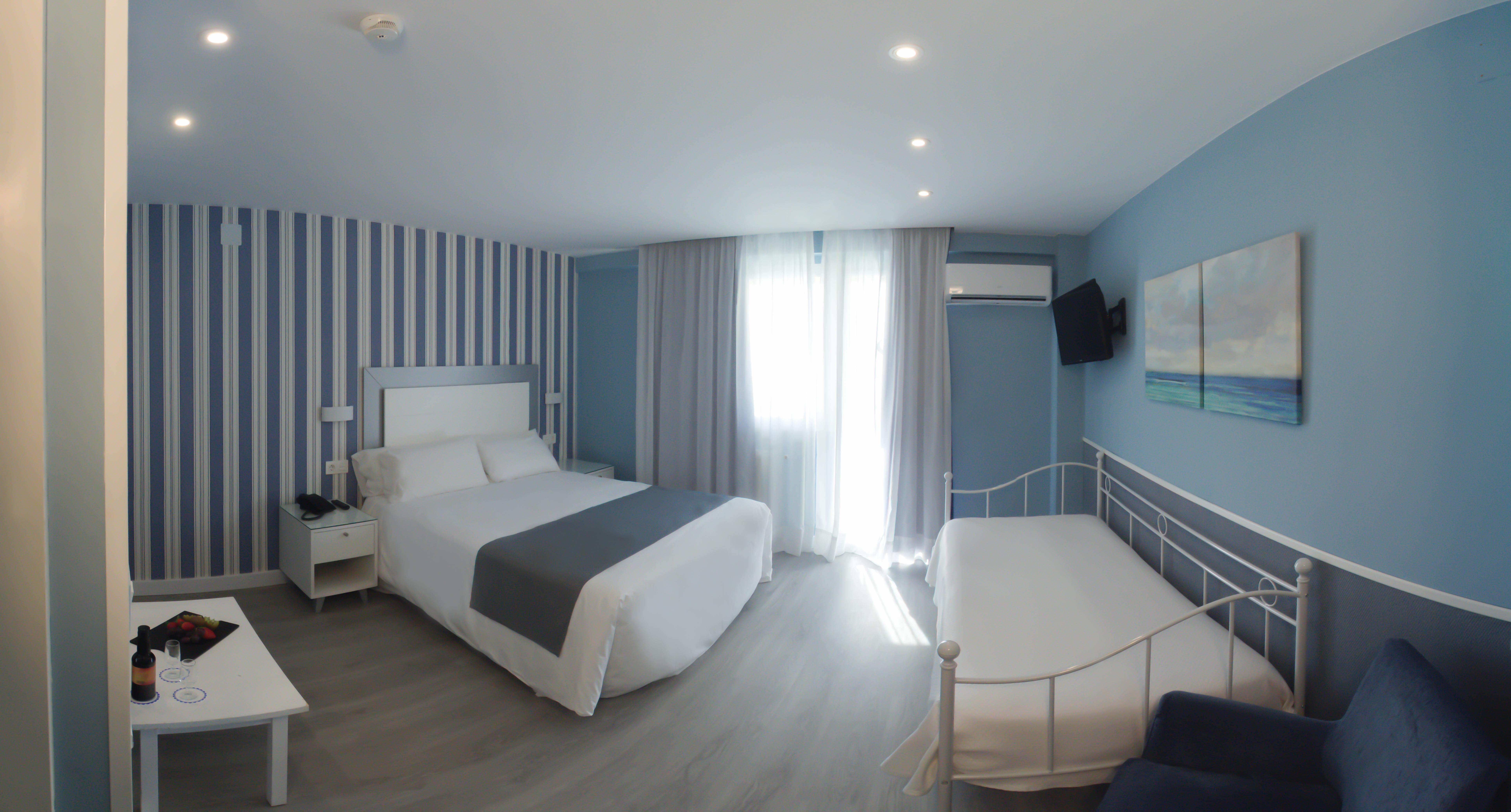 La Barracuda Hotel Torremolinos Exterior photo
