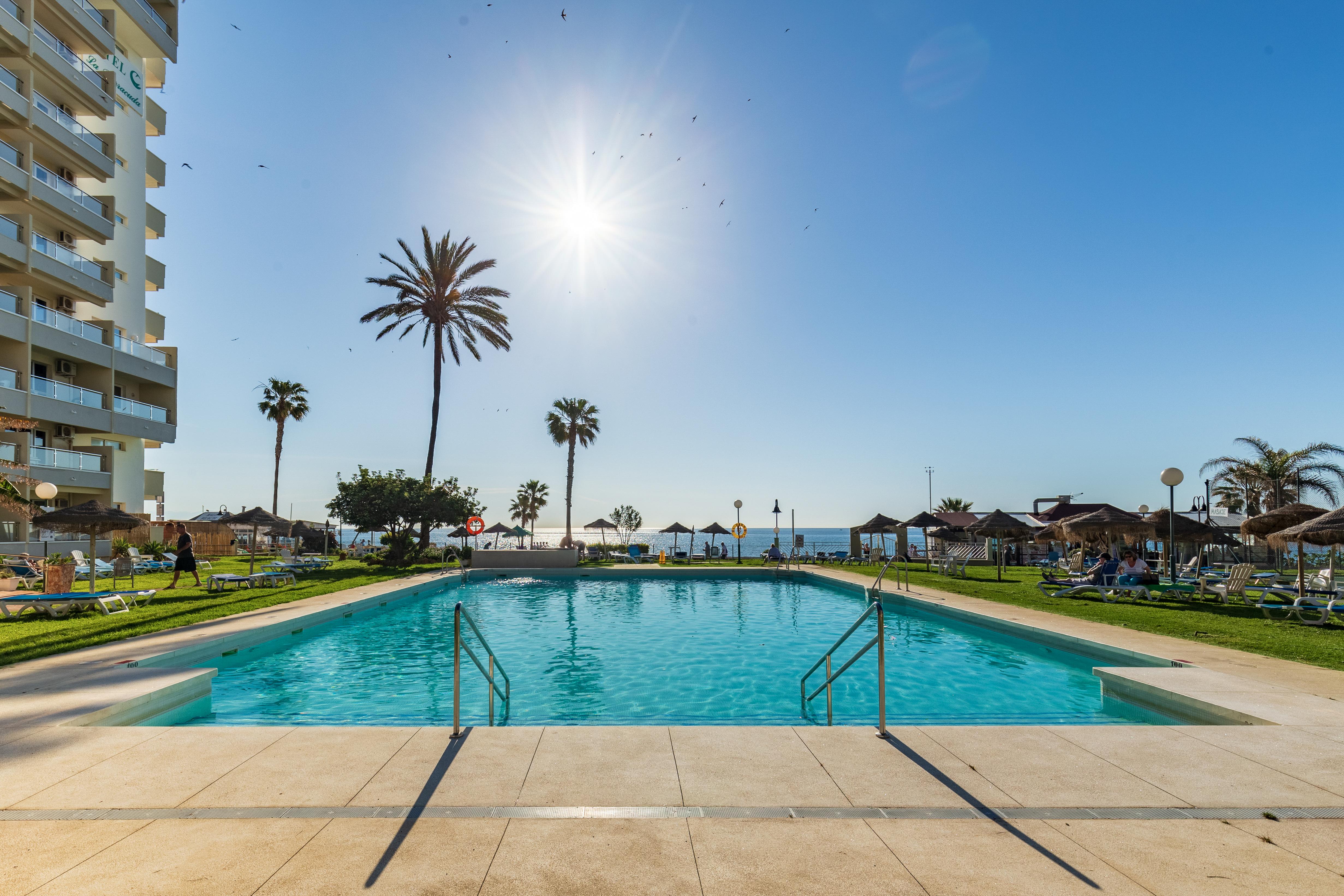 La Barracuda Hotel Torremolinos Exterior photo