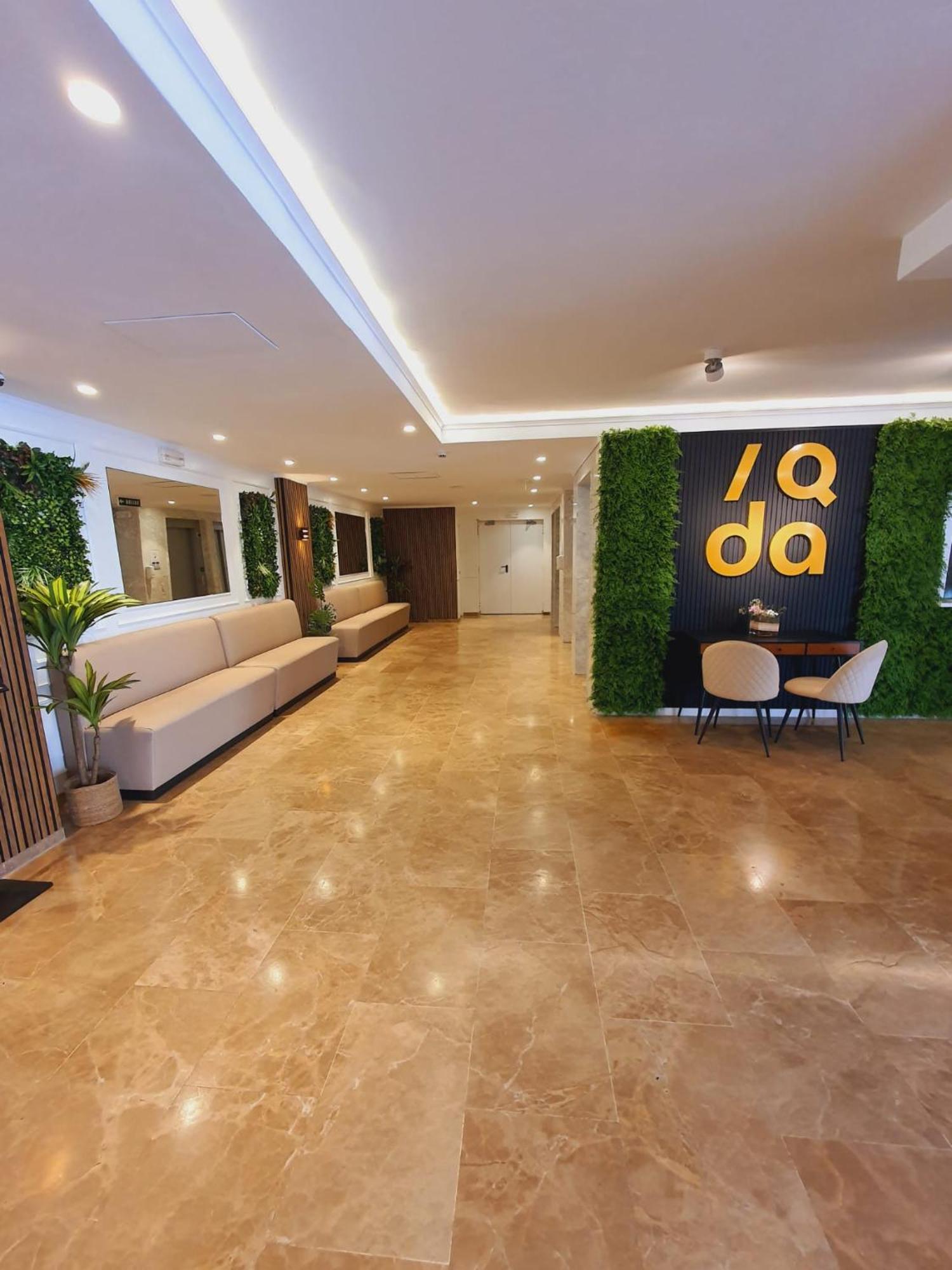 La Barracuda Hotel Torremolinos Exterior photo